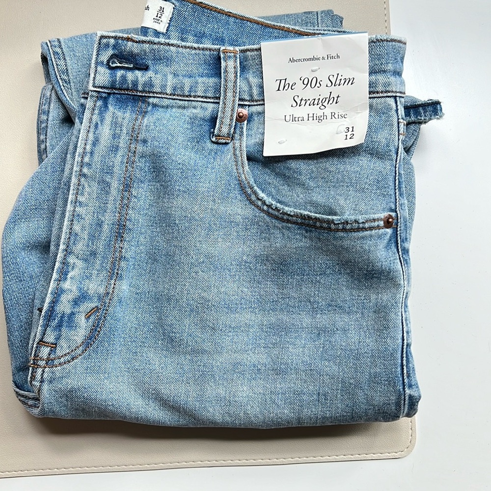 Abercrombie Women’s Jeans